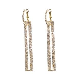 NWT  Gold Rhinestone Earring